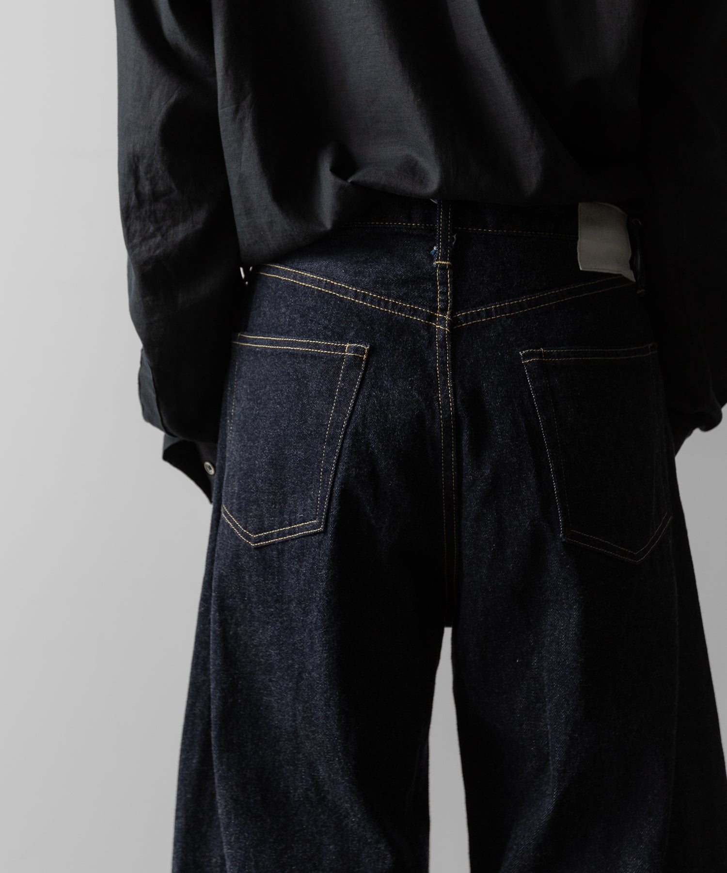 ssstein(シュタイン)のDEFORMATION WIDE ECO DENIM JEANS - INDIGO(ONE WASH)の公式通販サイトsession福岡セレクトショップ