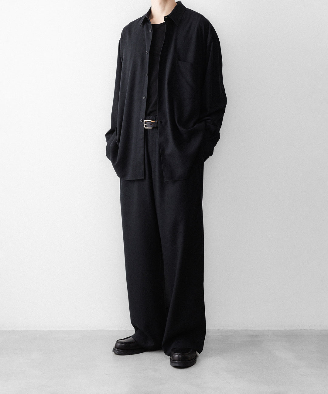 INTÉRIM インテリムのSILK NOIL WIDE DRESS EASY PANTSのBLACK 公式通販サイトsession福岡セレクトショップ