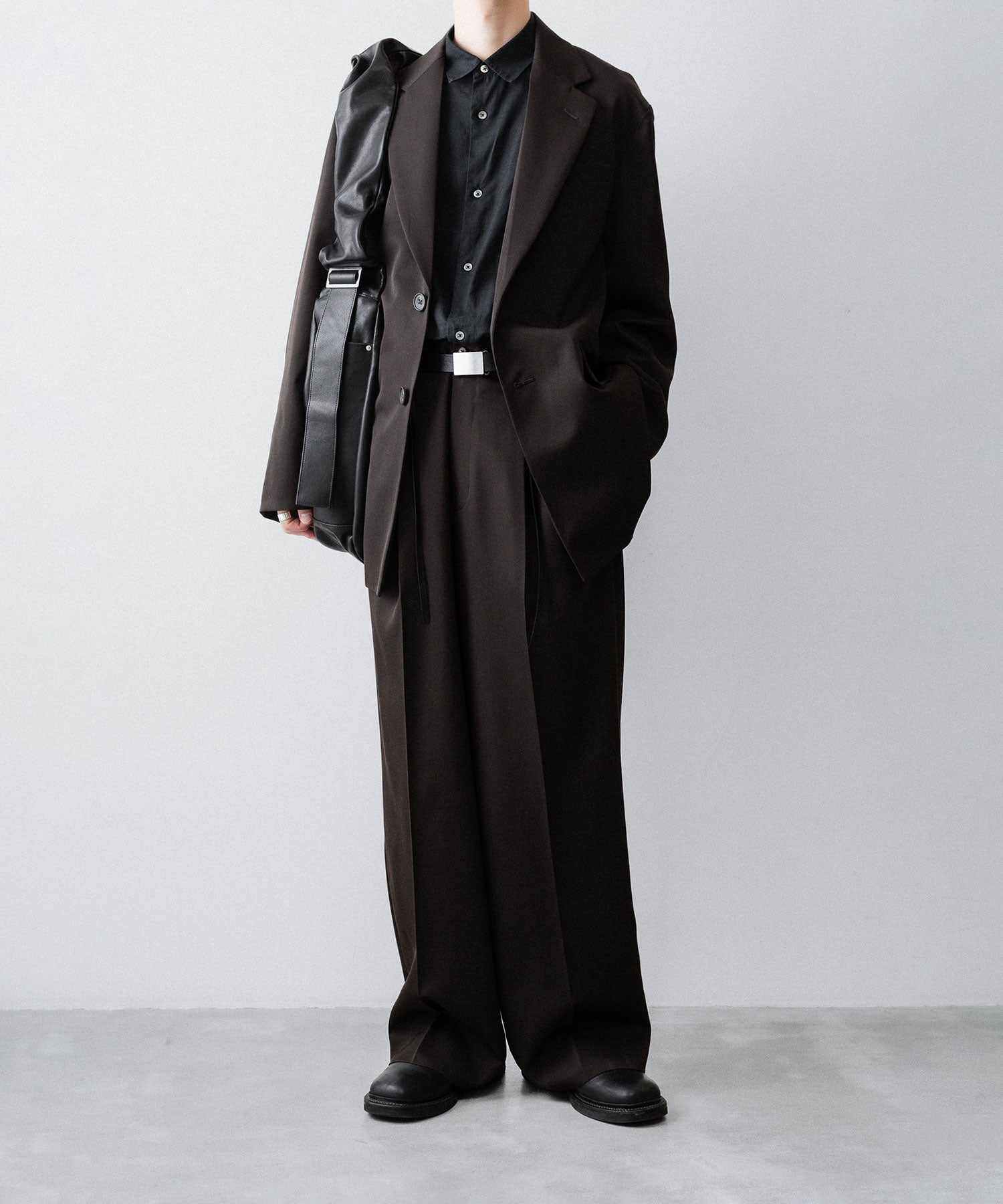 ssstein(シュタイン)のSHIRRING HANDLE LEATHER SHOULDER BAG - BLACKの公式通販サイトsession福岡セレクトショップ