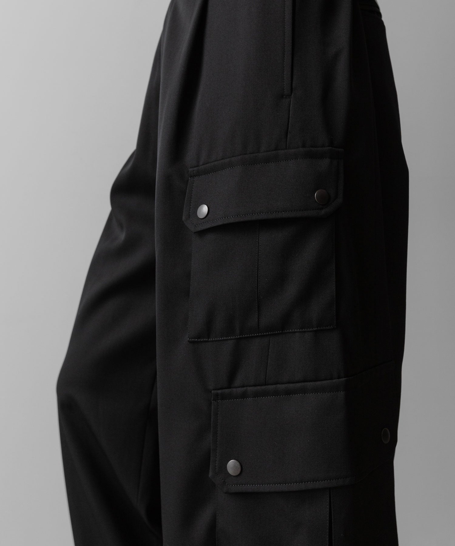 ssstein(シュタイン)のCARGO POCKET WIDE EASY TROUSERS - BLACKの公式通販サイトsession福岡セレクトショップ
