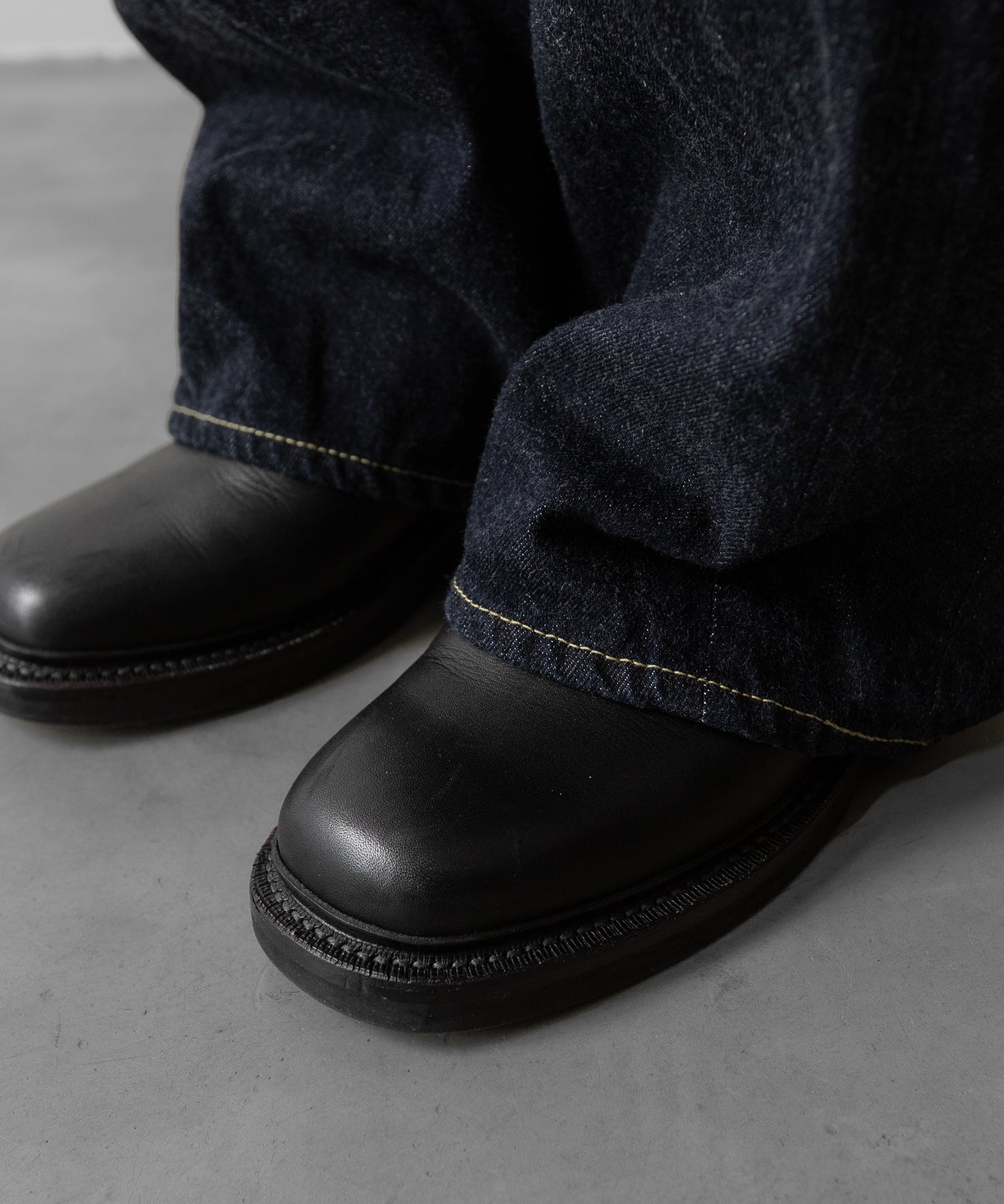 ssstein(シュタイン)のDEFORMATION WIDE ECO DENIM JEANS - INDIGO(ONE WASH)の公式通販サイトsession福岡セレクトショップ