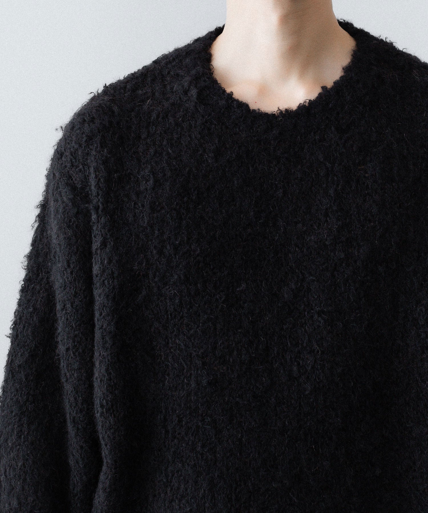 【ANTHEM A】MIX FUR MOLE KNIT CREWNECK - BLACK