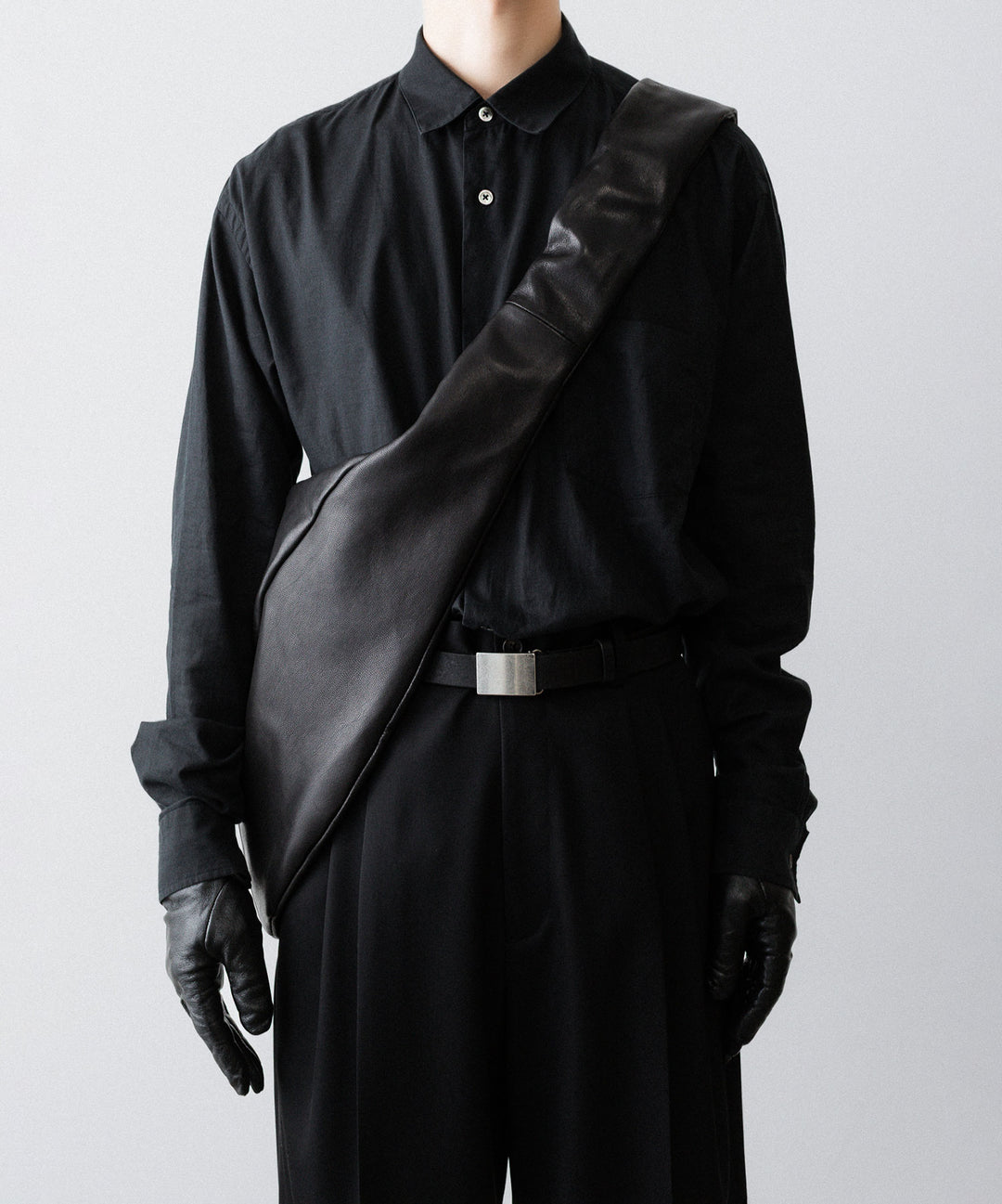 ssstein(シュタイン)のTWIST SHOULDER BAG - BLACKの公式通販サイトsession福岡セレクトショップ