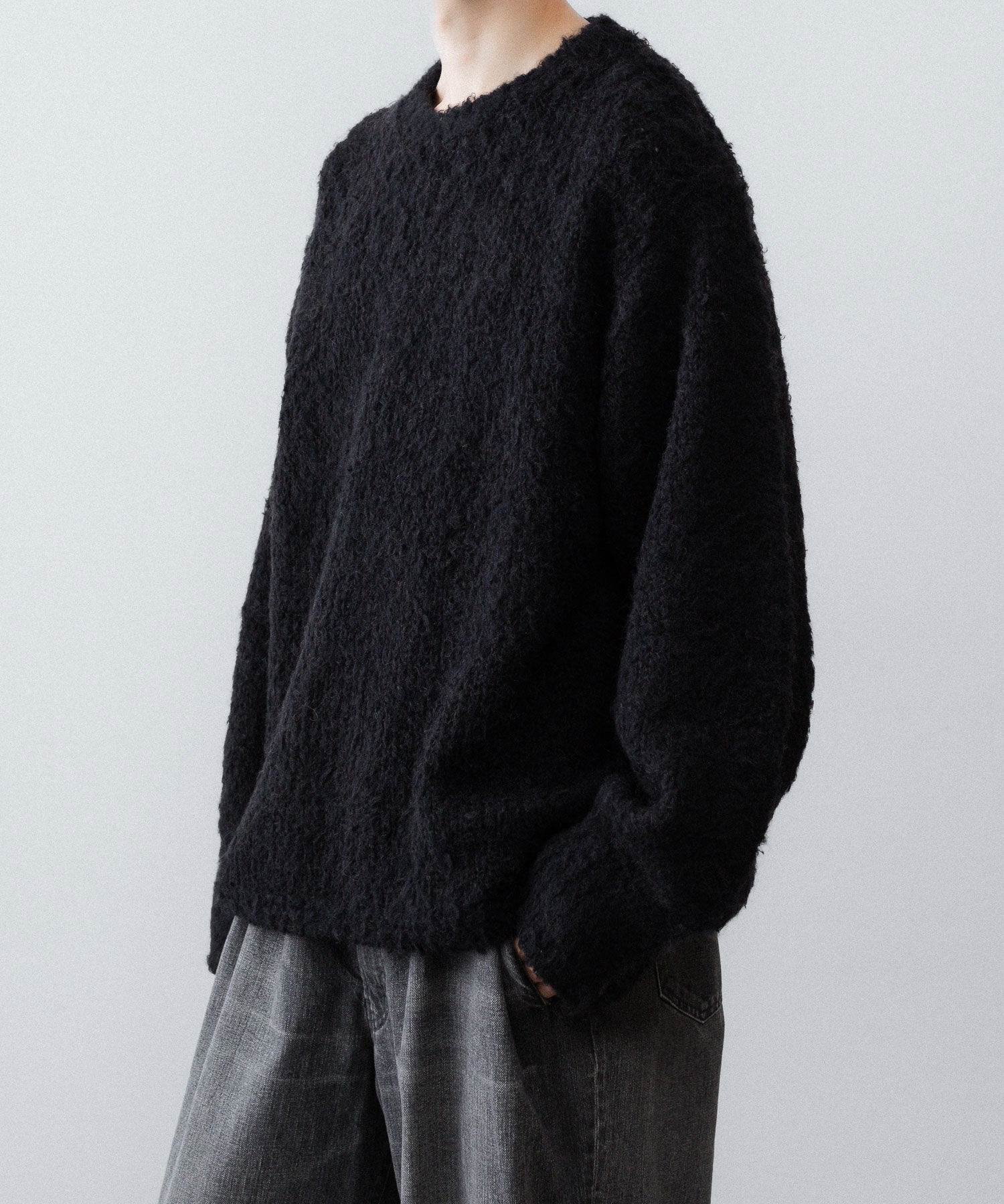 【ANTHEM A】MIX FUR MOLE KNIT CREWNECK - BLACK