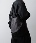 画像をギャラリービューアに読み込む, ssstein(シュタイン)のTWIST SHOULDER BAG - BLACKの公式通販サイトsession福岡セレクトショップ
