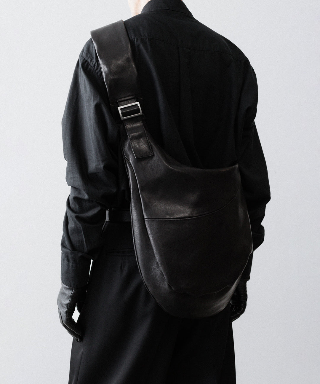 ssstein(シュタイン)のTWIST SHOULDER BAG - BLACKの公式通販サイトsession福岡セレクトショップ