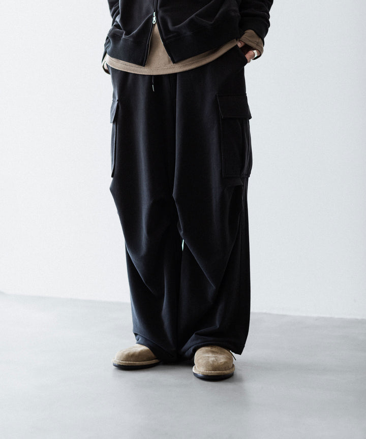 【KANEMASA PHIL.】28G CUPRO OVER CARGO PANTS - BLACK