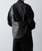 画像をギャラリービューアに読み込む, ssstein(シュタイン)のTWIST SHOULDER BAG - BLACKの公式通販サイトsession福岡セレクトショップ
