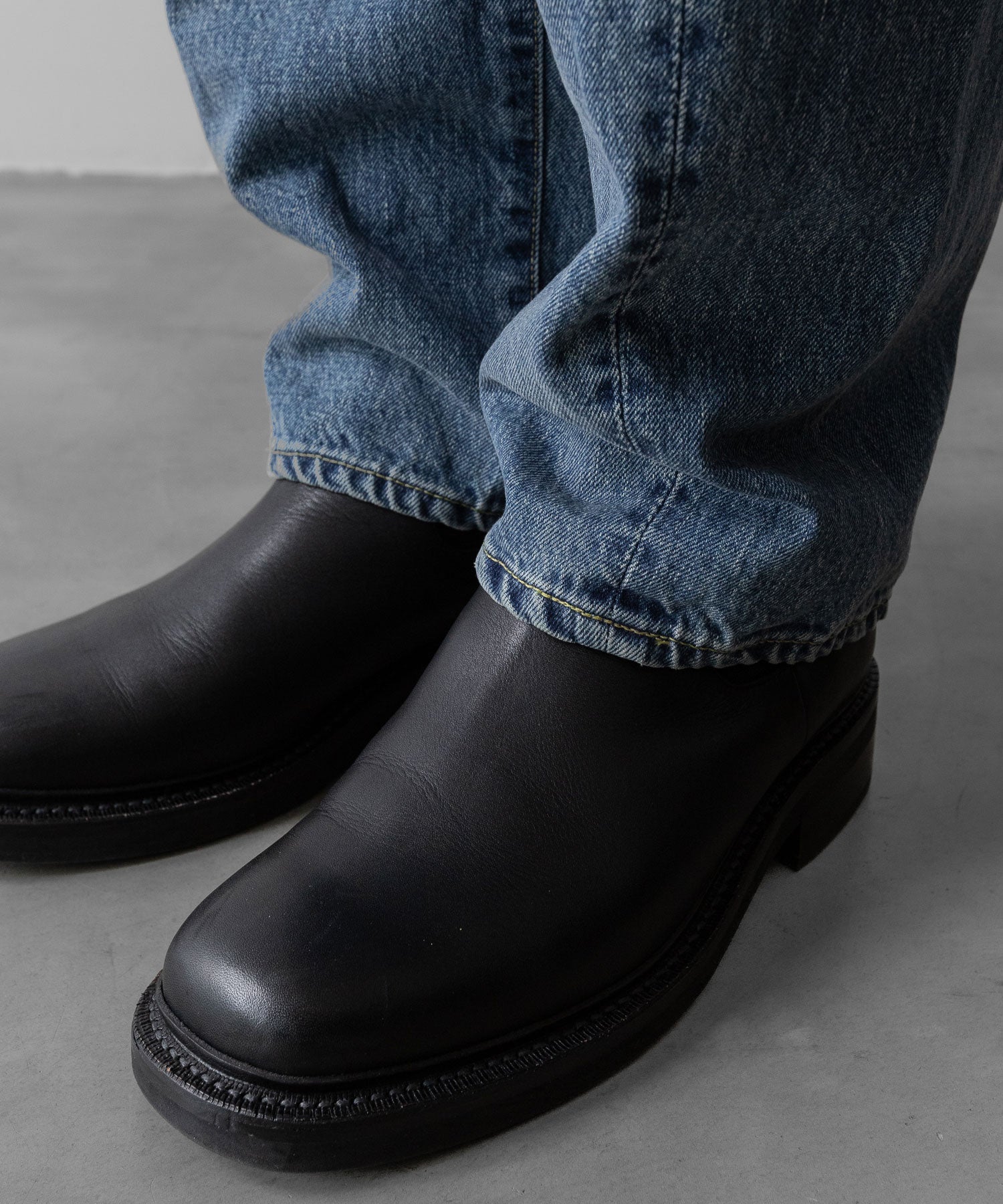 ssstein(シュタイン)のTWIST SEAM VINTAGE DENIM JEANS - INDIGOの公式通販サイトsession福岡セレクトショップ
