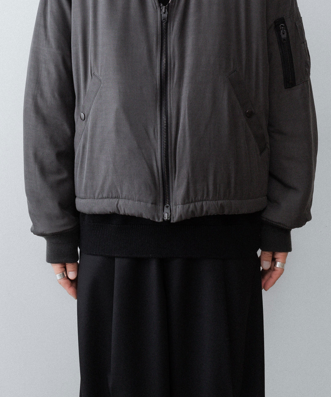 ANTHEM A-アンセムエーのPIGMENT AND DYE PUFFER MILITARY BLOUSONのDUSTY BLACK