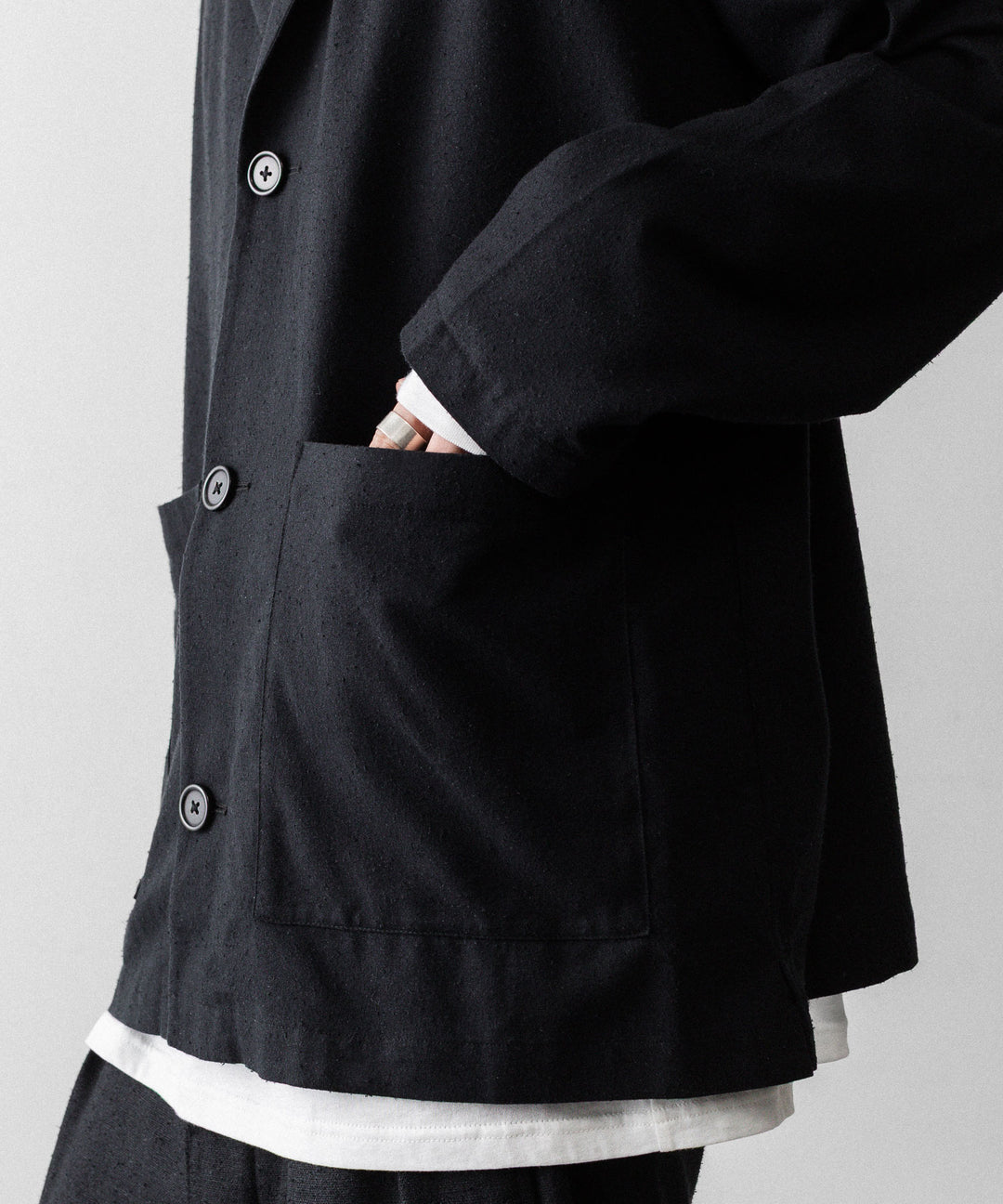 INTÉRIM - インテリムのSILK NOIL OPEN COLLAR OVER SHIRT JACKETのBLACK公式通販サイトsession福岡セレクトショップ