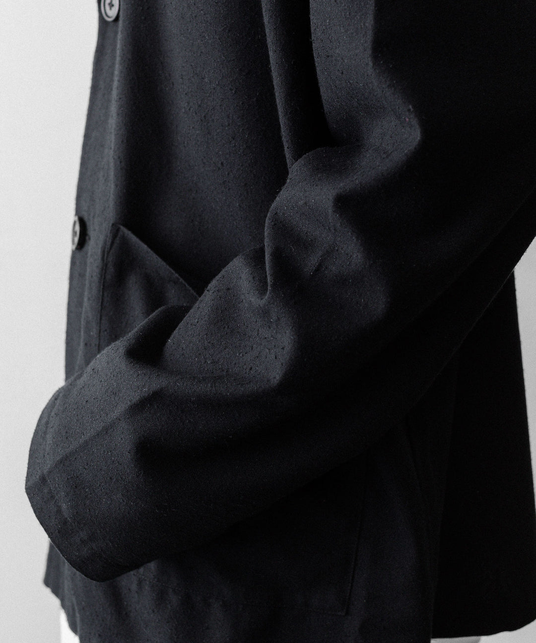 INTÉRIM - インテリムのSILK NOIL OPEN COLLAR OVER SHIRT JACKETのBLACK公式通販サイトsession福岡セレクトショップ