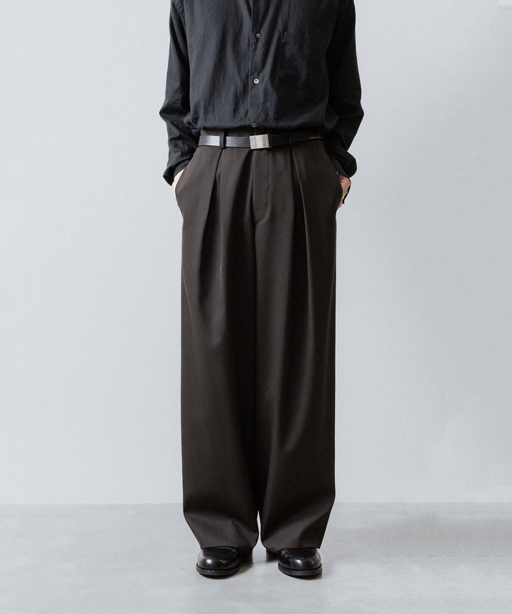 ssstein(シュタイン)のEASY WIDE TROUSERS (2/90 WOOL GABARDINE) - GREY KHAKIの公式通販サイトsession福岡セレクトショップ