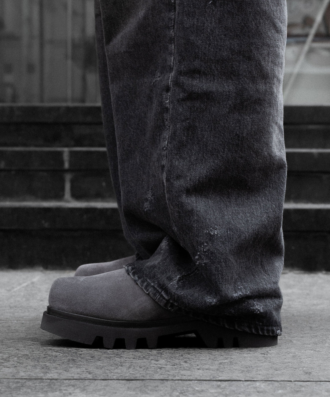 【 SINE &amp; COSINE 】HANNES / MULE VIBRAM TWEETY - SUEDE DARK GREY