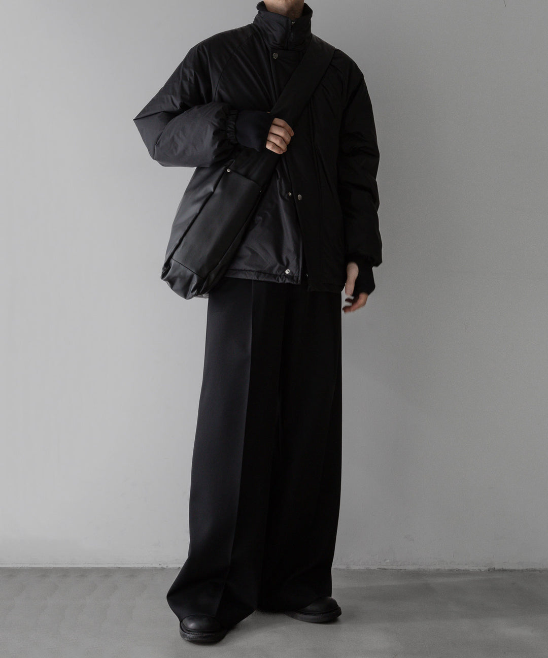stein(シュタイン)の24SSコレクションEXTRA WIDE TROUSERS のBLACK sessionセッション福岡セレクトショップ 公式通販サイト  代替テキストを編集
