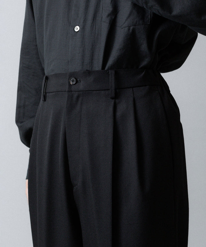 ssstein(シュタイン)のTWO TUCK EASY TROUSERS (2/60 WOOL GABARDINE) - BLACKの公式通販サイトsession福岡セレクトショップ