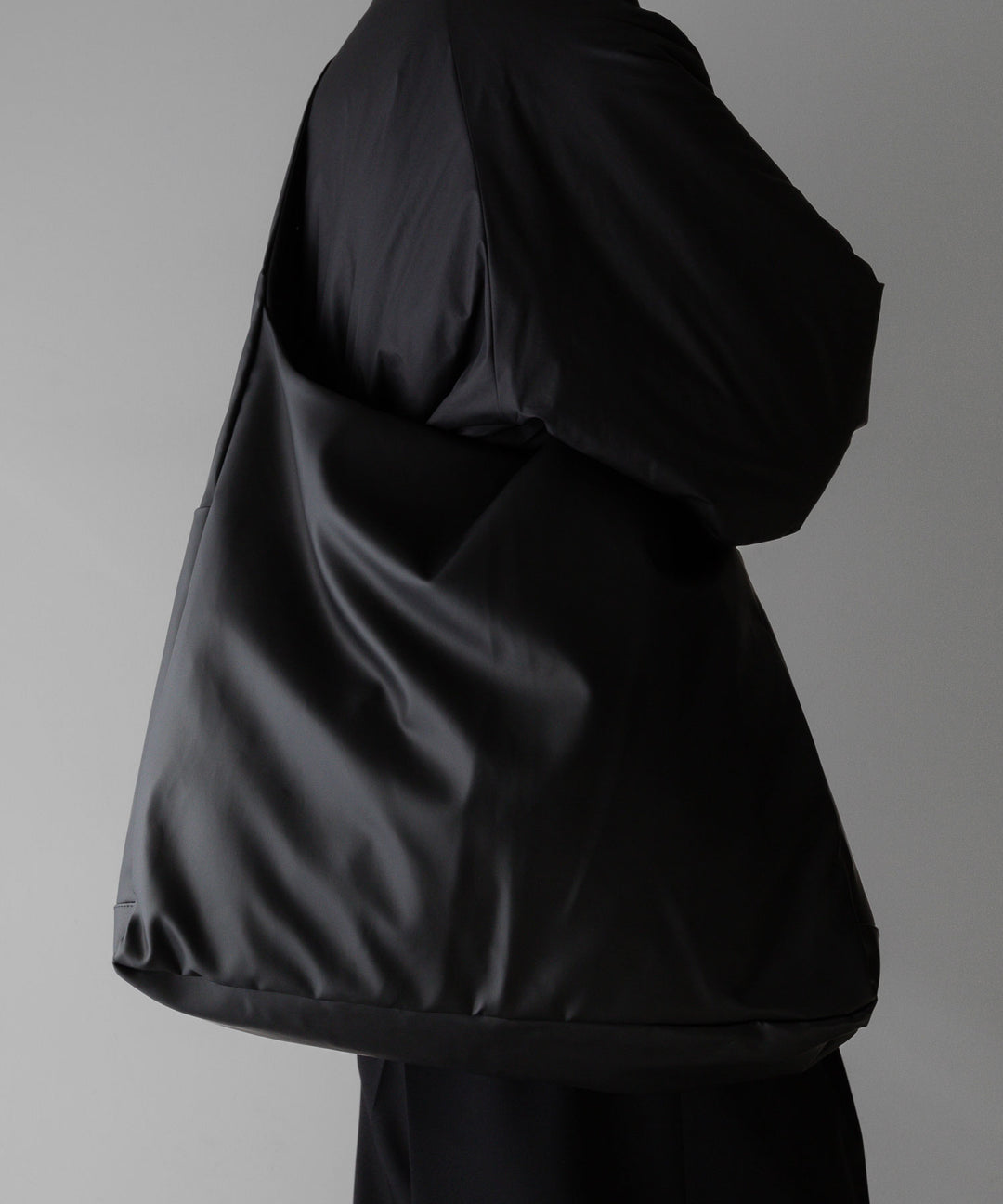 stein(シュタイン)の24SSコレクションSHOULDER BAGのBLACK(COATING) sessionセッション福岡セレクトショップ 公式通販サイト