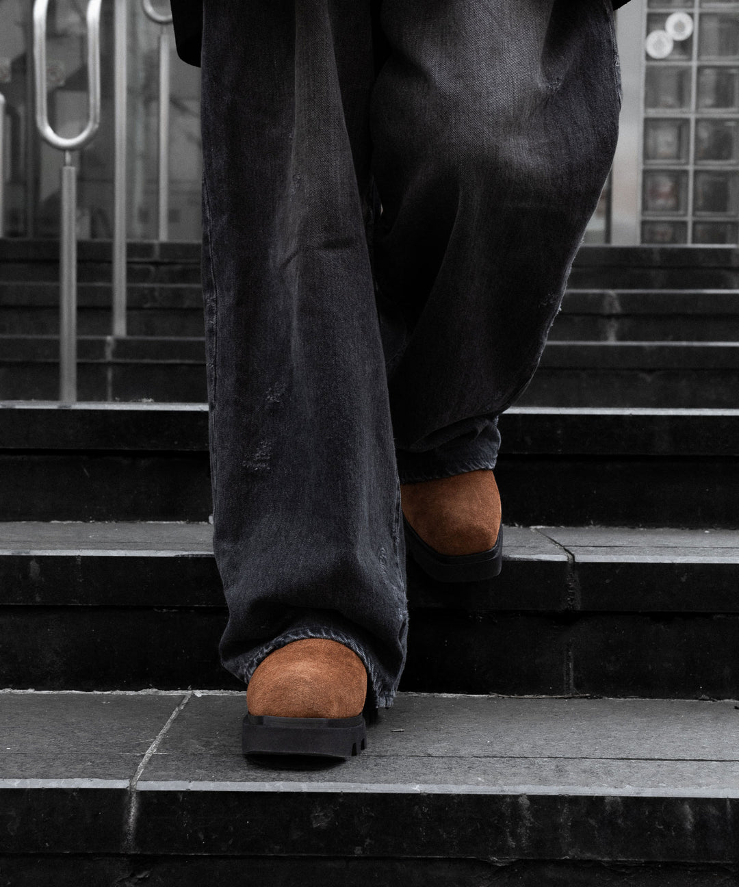 【 SINE &amp; COSINE 】HANNES / MULE VIBRAM TWEETY - SUEDE COGNAC BROWN