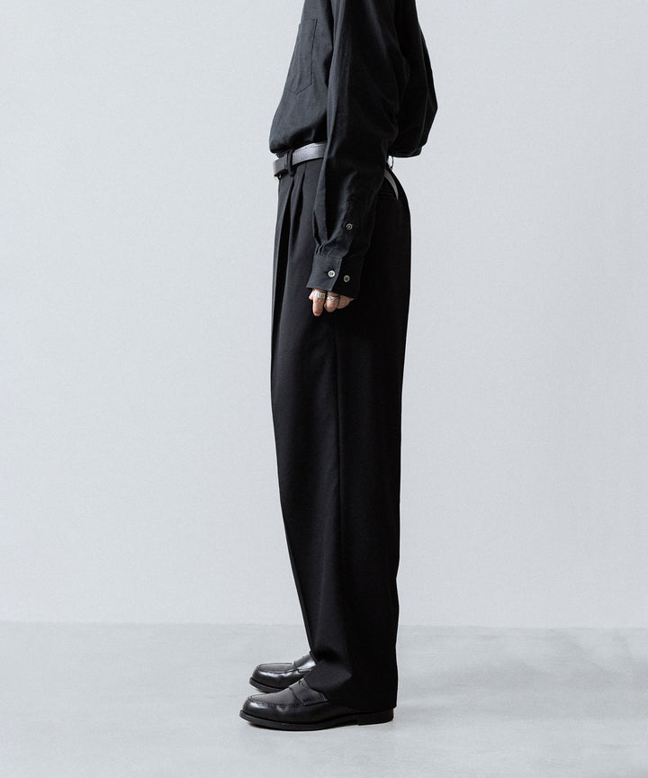 ssstein(シュタイン)のTWO TUCK EASY TROUSERS (2/60 WOOL GABARDINE) - BLACKの公式通販サイトsession福岡セレクトショップ