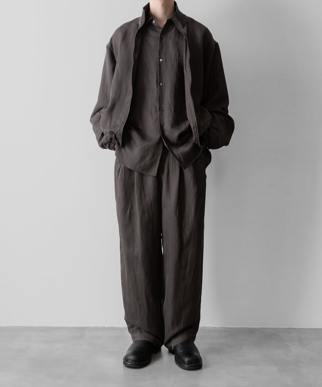 ssstein(シュタイン)のVIS/LI TWILL WIDE EASY TROUSERS - KHAKIの公式通販サイトsession福岡セレクトショップ