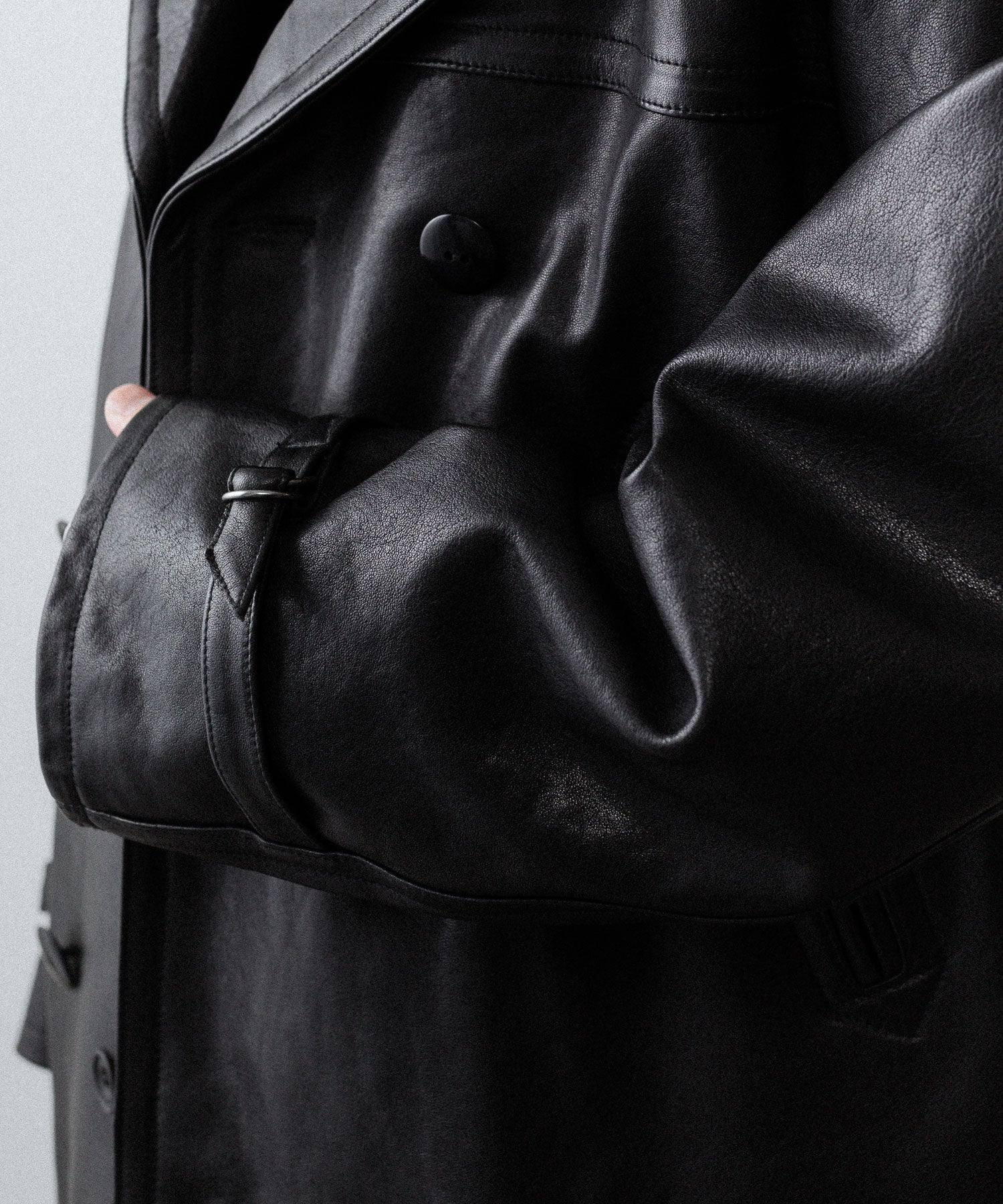 【ANTHEM A】LAMB LEATHER TROMPE L'OEIL SHORT COAT - BLACK