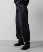 画像をギャラリービューアに読み込む, ssstein(シュタイン)のUNTWISTED YARN FADE SWEAT TWIST SEAM PANTS - DARK NAVYの公式通販サイトsession福岡セレクトショップ

