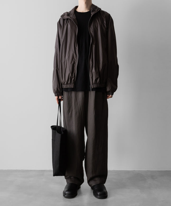 【ssstein】EXTRA LIGHT NYLON SHIRRED ZIP HOOD JACKET - DARK BROWN