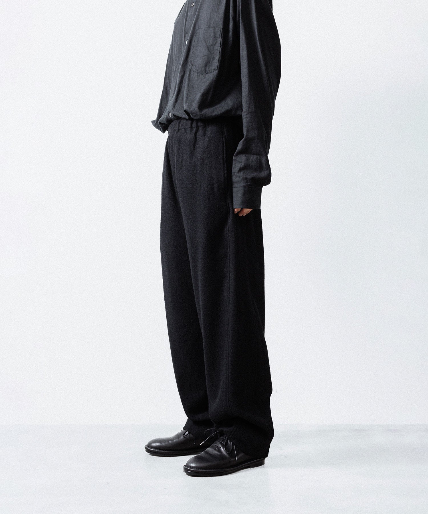 ssstein(シュタイン)のWOOL/CASHMERE FLEECE EASY TWIST TROUSERS - BLACKの公式通販サイトsession福岡セレクトショップ