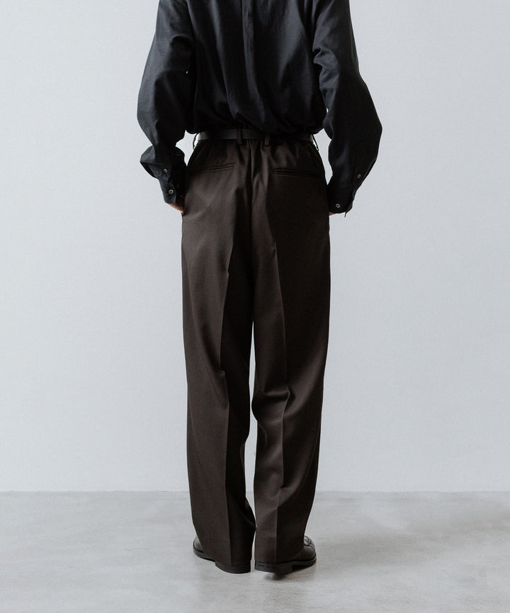 ssstein(シュタイン)のTWO TUCK EASY TROUSERS (2/60 WOOL GABARDINE) - MILITARY KHAKIの公式通販サイトsession福岡セレクトショップ