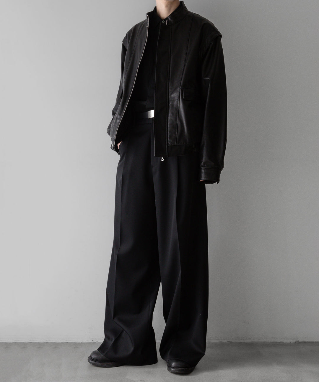stein(シュタイン)の24SSコレクションDETACHABLE SLEEVES LEATHER BLOUSONのBLACK sessionセッション福岡セレクトショップ 公式通販サイト
