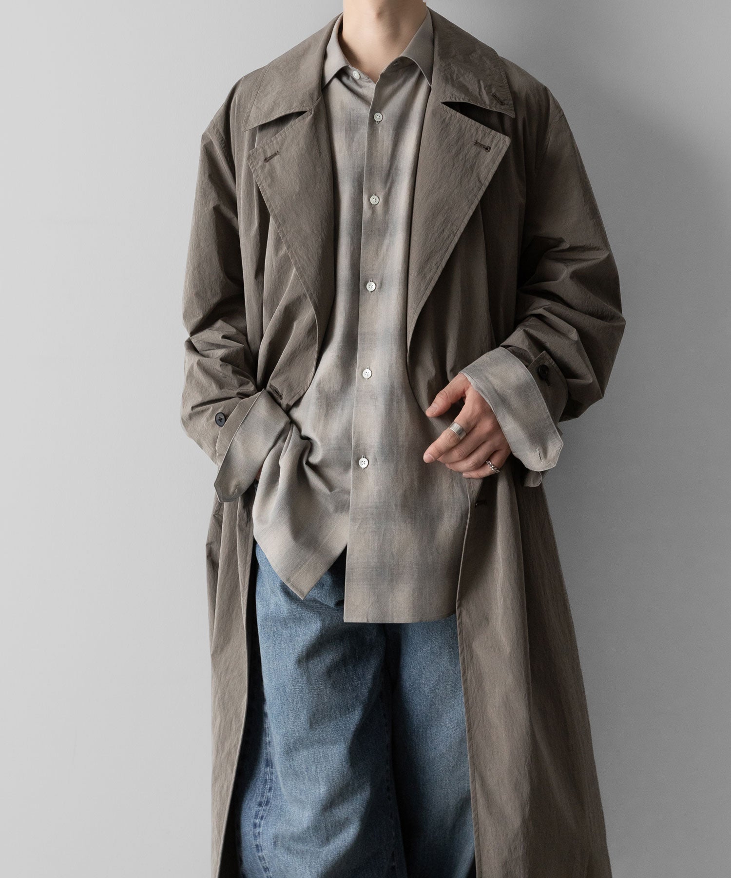 ssstein(シュタイン)のC/R CHECK OVERSIZED DOWN PAT SHIRT - TAUPE×GREY OMBREの公式通販サイトsession福岡セレクトショップ