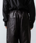 画像をギャラリービューアに読み込む, 【ssstein】SHEEP LEATHER EASY TROUSERS - GREY BROWN
