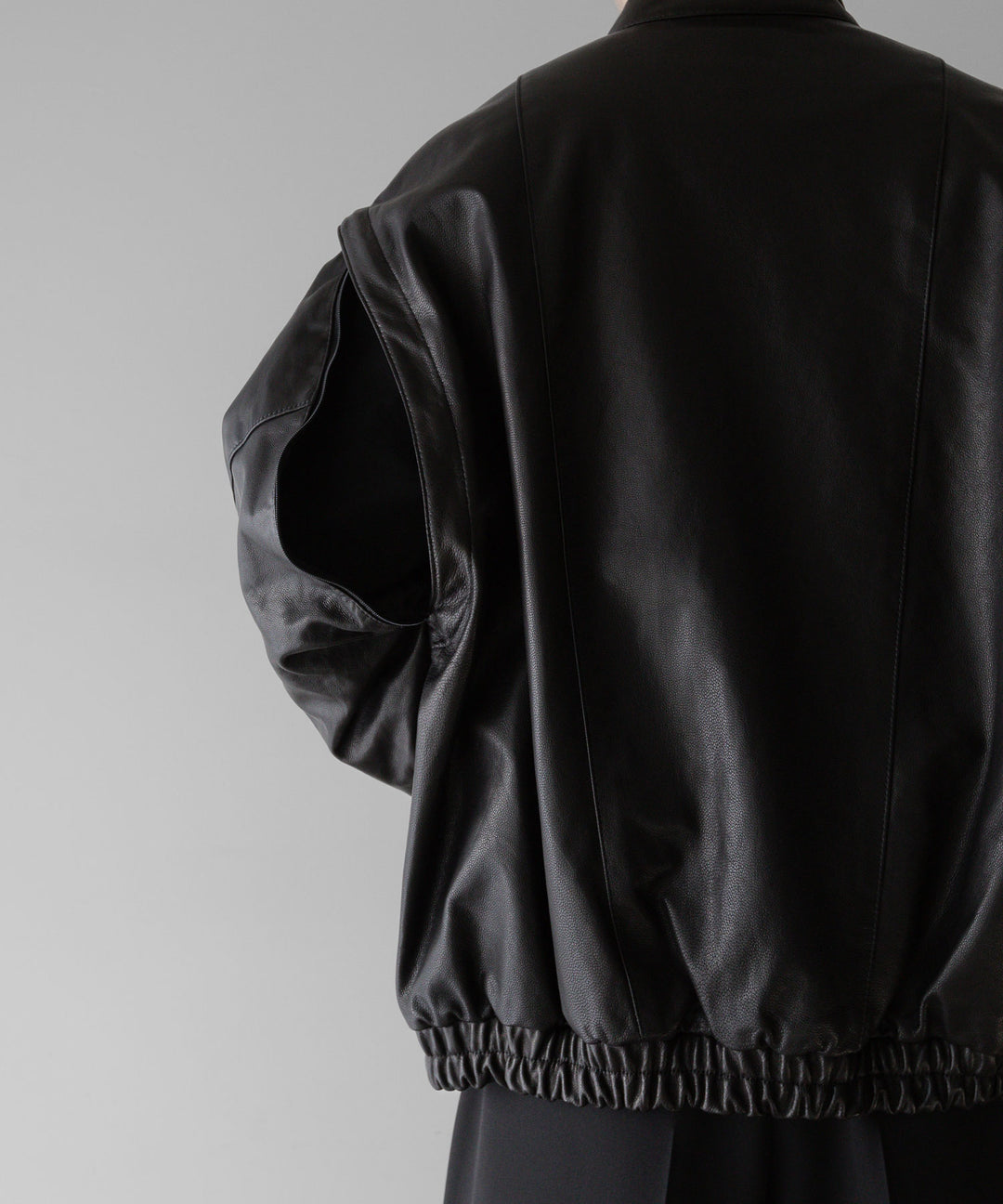 stein(シュタイン)の24SSコレクションDETACHABLE SLEEVES LEATHER BLOUSONのBLACK sessionセッション福岡セレクトショップ 公式通販サイト