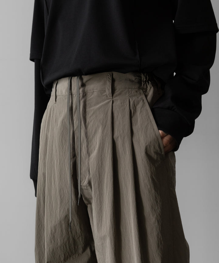 ssstein(シュタイン)のWINDPROOF NYLON WIDE EASY TROUSERS - TAUPEの公式通販サイトsession福岡セレクトショップ
