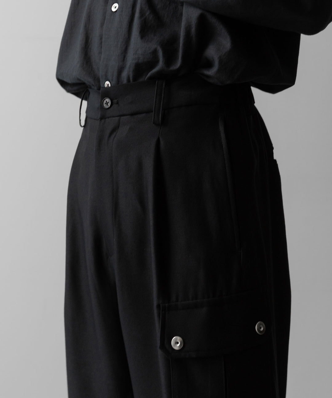 ssstein(シュタイン)のW/R/SI DOUBLE WEAVE CARGO POCKET TROUSERS - BLACKの公式通販サイトsession福岡セレクトショップ