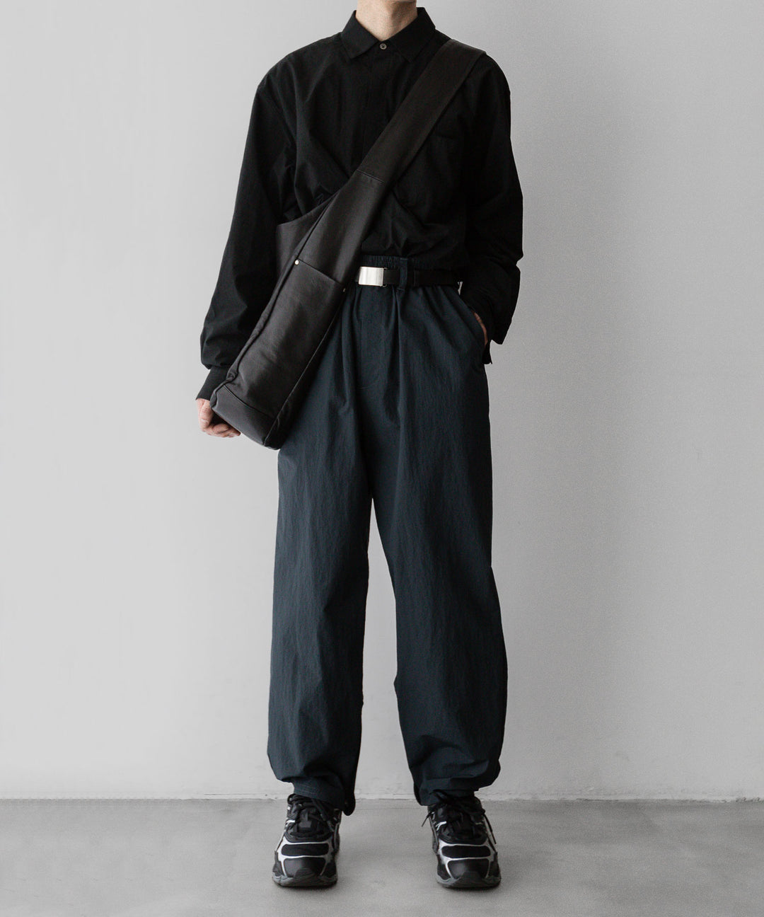 stein(シュタイン)の23AWコレクションWINDBREAKER EASY TROUSERSのDARK GREY 公式通販サイトsession福岡セレクトショップ