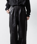 画像をギャラリービューアに読み込む, 【ssstein】SHEEP LEATHER EASY TROUSERS - BLACK
