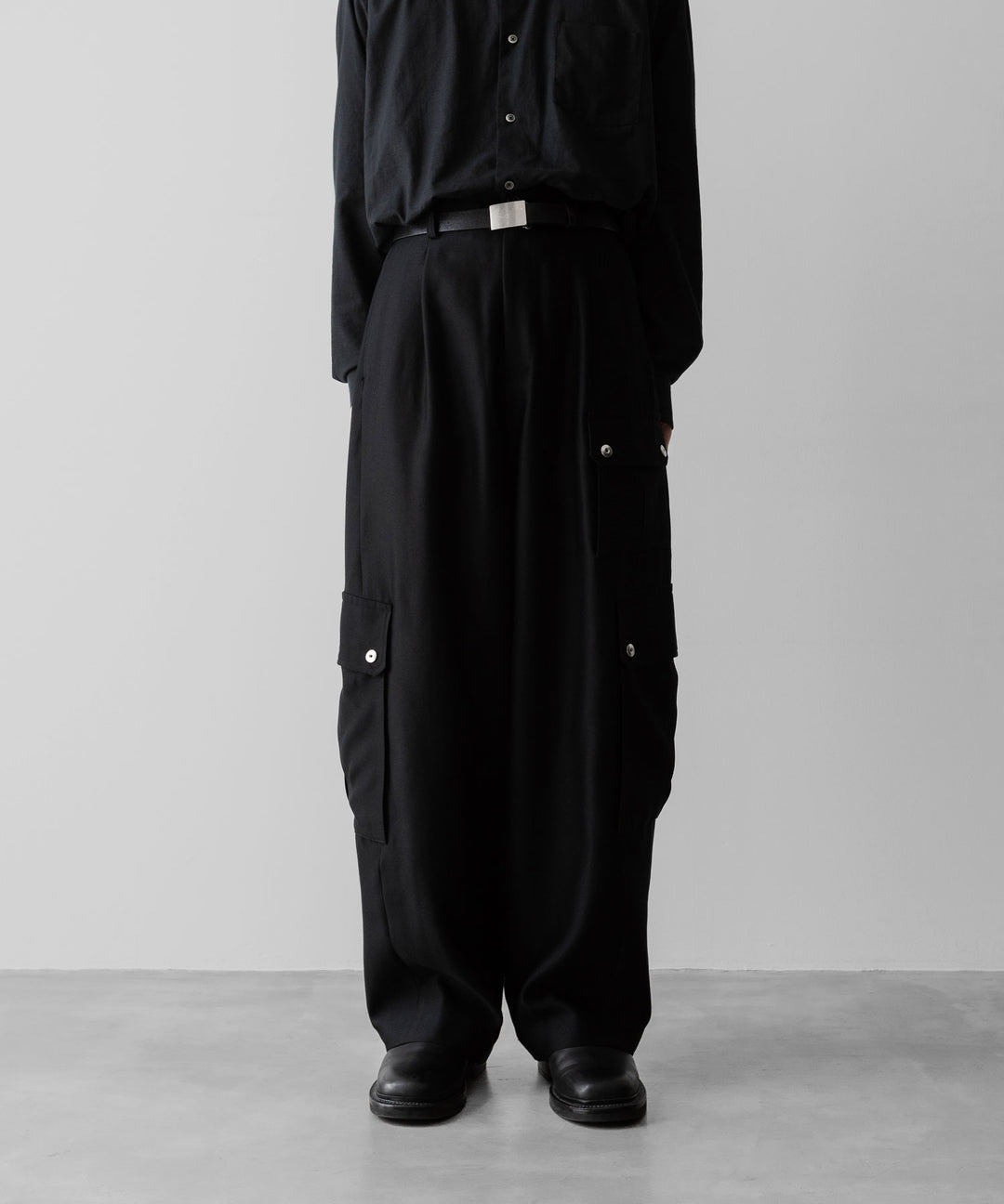 ssstein(シュタイン)のW/R/SI DOUBLE WEAVE CARGO POCKET TROUSERS - BLACKの公式通販サイトsession福岡セレクトショップ