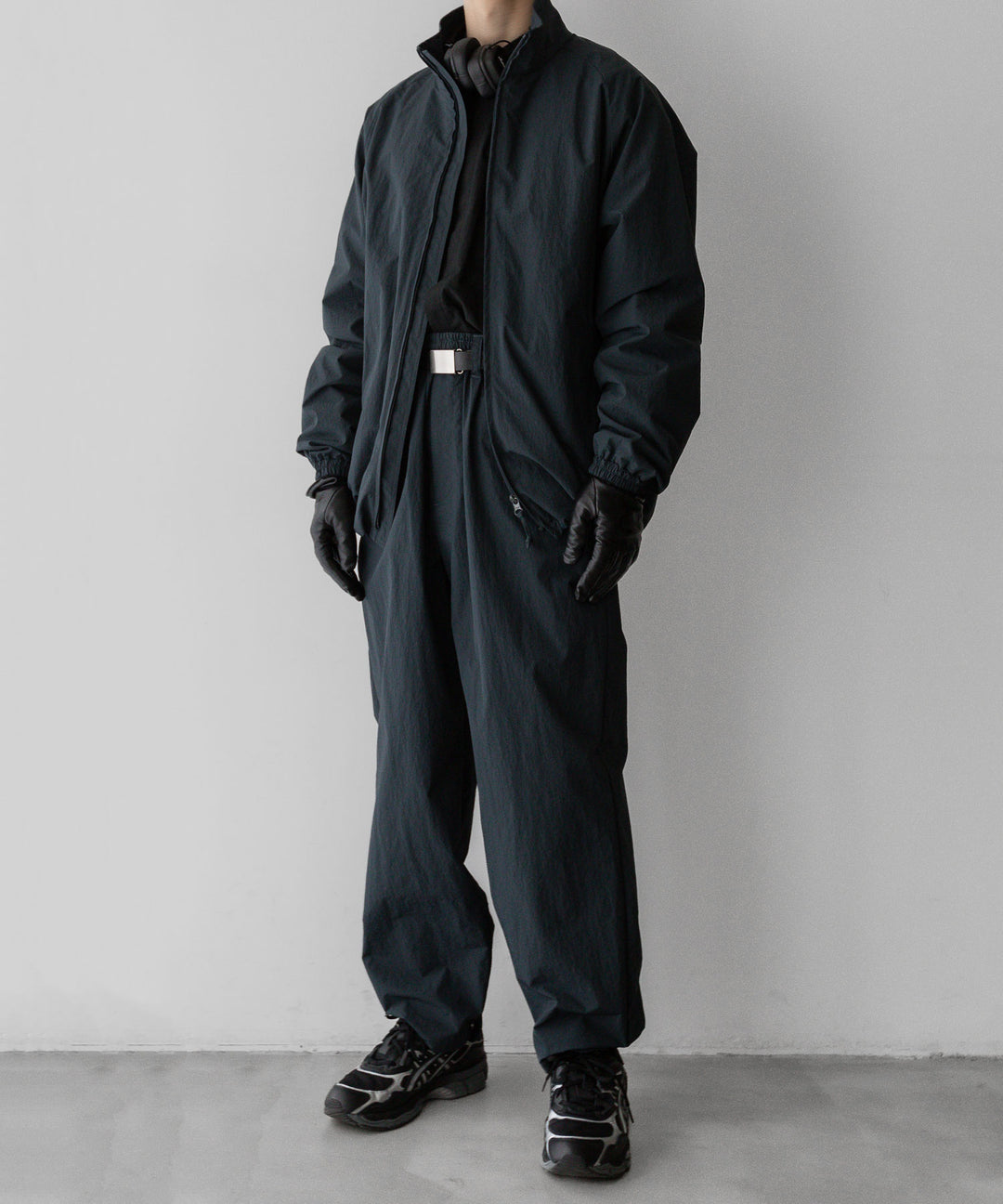 stein(シュタイン)の23AWコレクションWINDBREAKER STAND COLLAR JACKETのDARK GREY 公式通販サイトsession福岡セレクトショップ