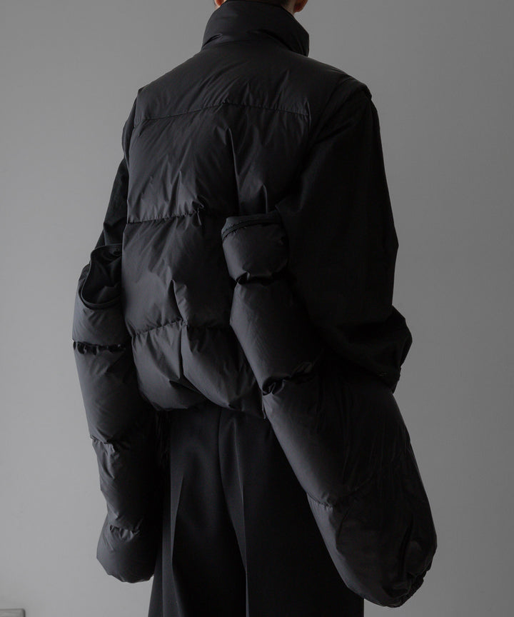 【stein】DETACHABLE SLEEVES CROPPED DOWN JACKET - BLACK