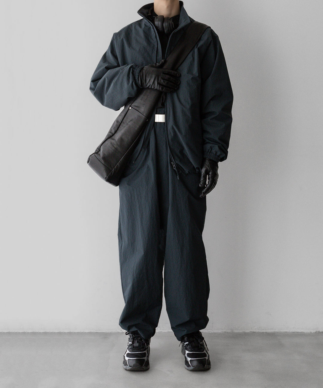 stein(シュタイン)の23AWコレクションWINDBREAKER EASY TROUSERSのDARK GREY 公式通販サイトsession福岡セレクトショップ