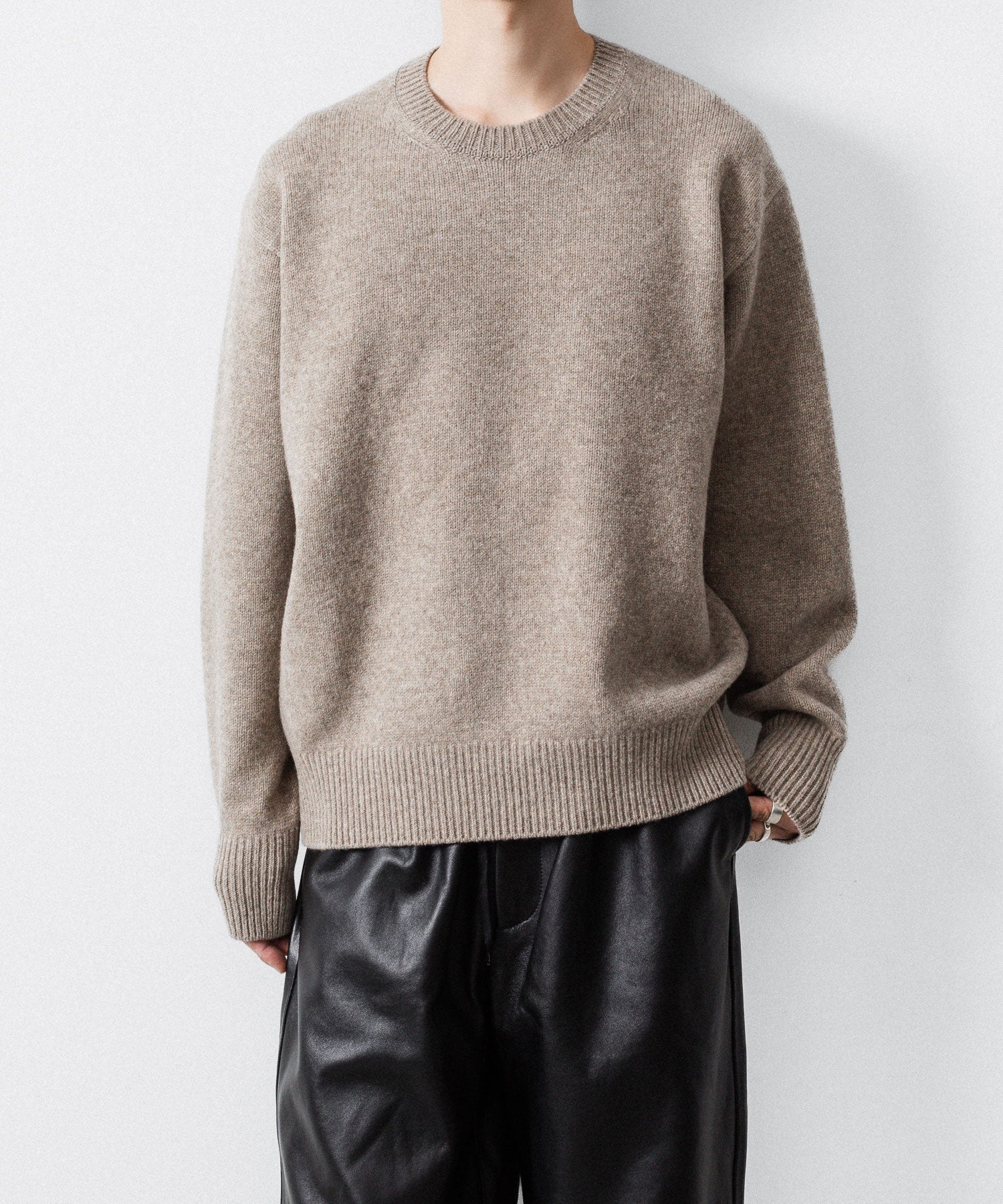 【ssstein】EXTRA FINE WOOL WARM KNIT CREW NECK LS - BEIGE