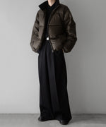 画像をギャラリービューアに読み込む, 【stein】DETACHABLE SLEEVES CROPPED DOWN JACKET - MILITARY KHAKI
