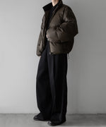 画像をギャラリービューアに読み込む, 【stein】DETACHABLE SLEEVES CROPPED DOWN JACKET - MILITARY KHAKI
