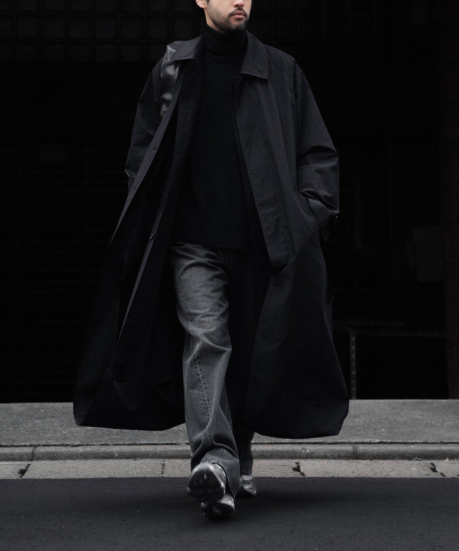 ssstein / シュタイン】OVERSIZED LAYERED COMBINATION COAT - BLACK