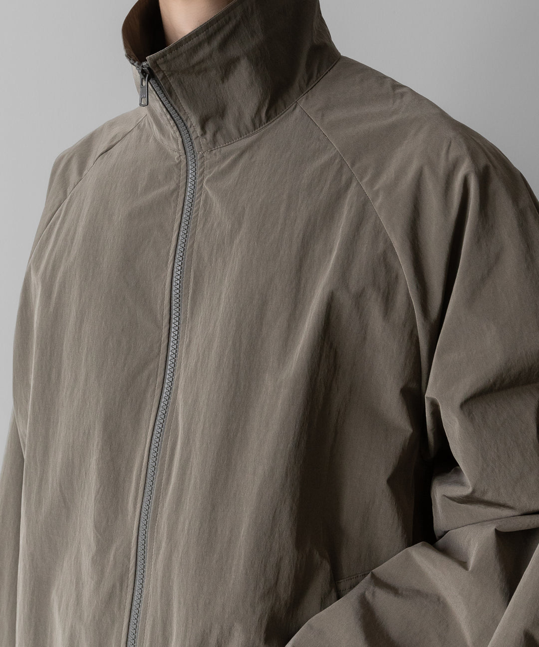ssstein(シュタイン)のWINDPROOF NYLON ZIP JACKET - TAUPEの公式通販サイトsession福岡セレクトショップ