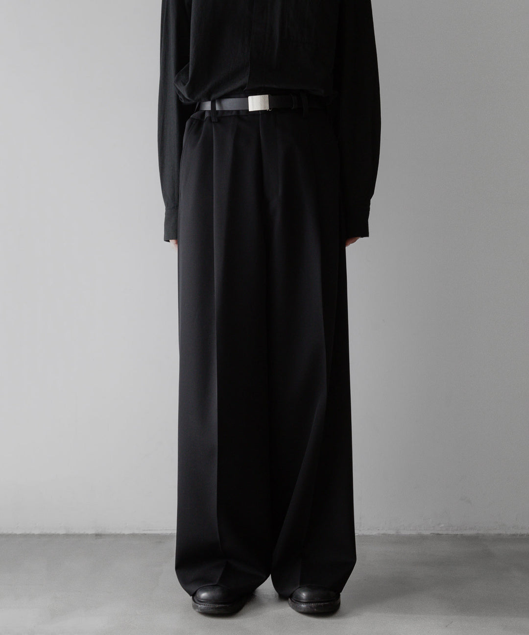 stein(シュタイン)の24SSコレクションEXTRA WIDE TROUSERS のBLACK sessionセッション福岡セレクトショップ 公式通販サイト  代替テキストを編集
