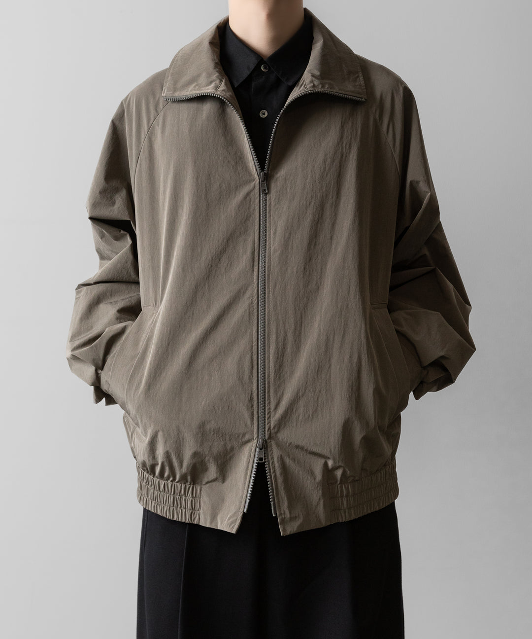 ssstein(シュタイン)のWINDPROOF NYLON ZIP JACKET - TAUPEの公式通販サイトsession福岡セレクトショップ