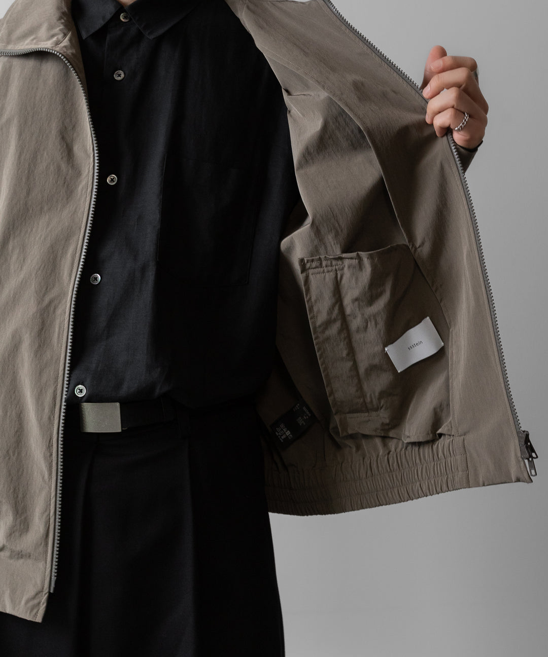 ssstein(シュタイン)のWINDPROOF NYLON ZIP JACKET - TAUPEの公式通販サイトsession福岡セレクトショップ