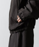 画像をギャラリービューアに読み込む, ssstein(シュタイン)のWOOL/SILK SHIRRED LIGHT ZIP JACKET - DARK CHARCOALの公式通販サイトsession福岡セレクトショップ

